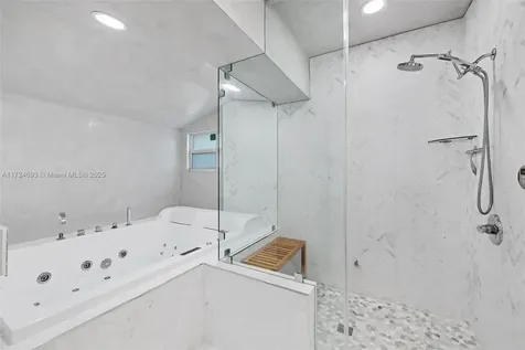 317 Farmington Drive Plantation FL 33317