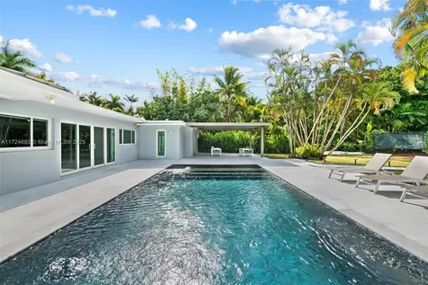 317 Farmington Drive Plantation FL 33317
