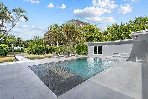317 Farmington Drive Plantation FL 33317