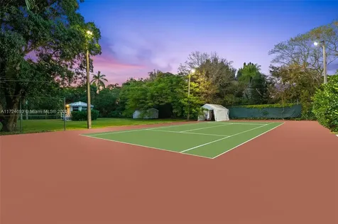 317 Farmington Drive Plantation FL 33317
