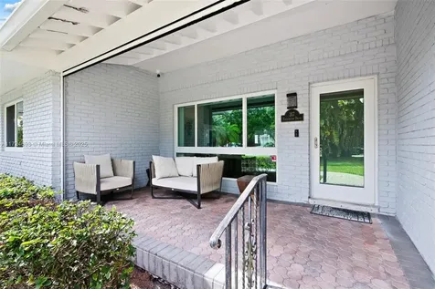 317 Farmington Drive Plantation FL 33317