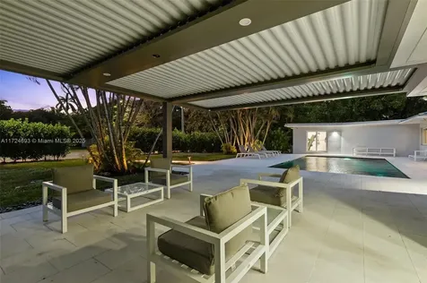 317 Farmington Drive Plantation FL 33317