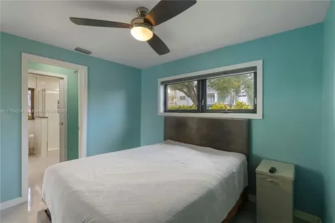 1659 Washington Street Hollywood FL 33020