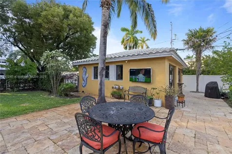 1659 Washington Street Hollywood FL 33020