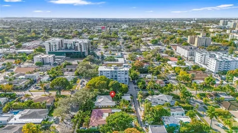 1659 Washington Street Hollywood FL 33020
