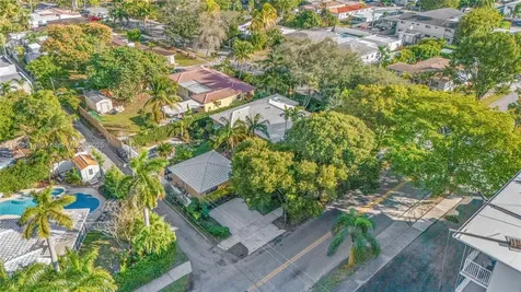 1659 Washington Street Hollywood FL 33020