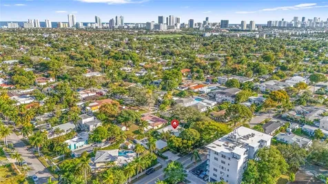 1659 Washington Street Hollywood FL 33020