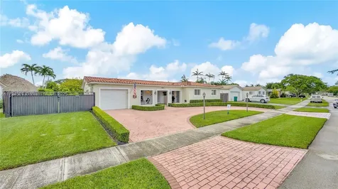 10535 SW 96th Terrace Miami FL 33176