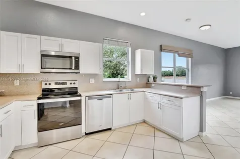 671 Nandina Drive Weston FL 33327