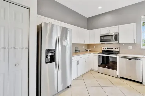 671 Nandina Drive Weston FL 33327