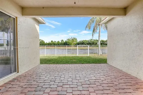 671 Nandina Drive Weston FL 33327