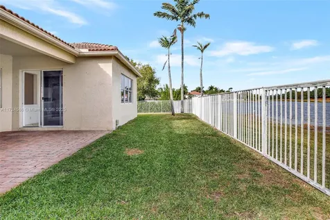 671 Nandina Drive Weston FL 33327