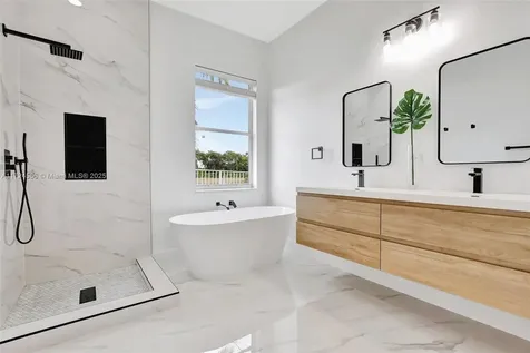 671 Nandina Drive Weston FL 33327