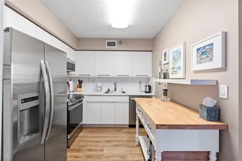 3400 NE 192nd Street Aventura FL 33180