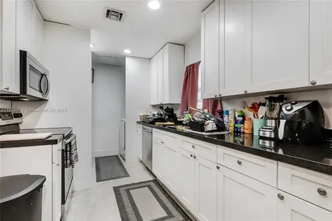 219 NW 7th Court Hallandale Beach FL 33009