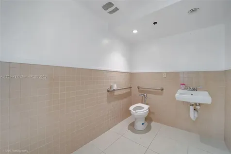 150 SE 2nd Avenue Miami FL 33131