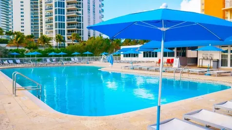 19201 Collins Avenue Sunny Isles Beach FL 33160