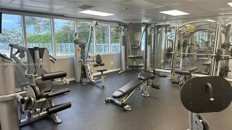 19201 Collins Avenue Sunny Isles Beach FL 33160