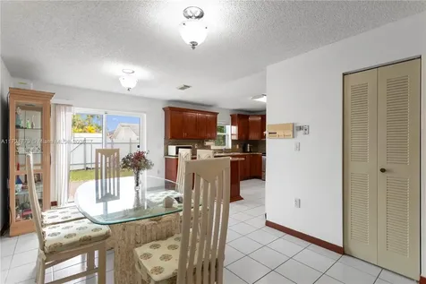 6761 SW 105th Place Miami FL 33173