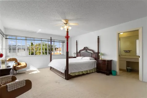 6761 SW 105th Place Miami FL 33173