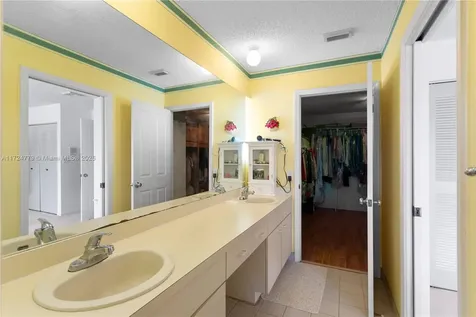 6761 SW 105th Place Miami FL 33173
