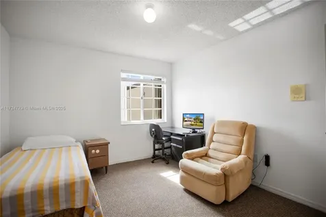 6761 SW 105th Place Miami FL 33173