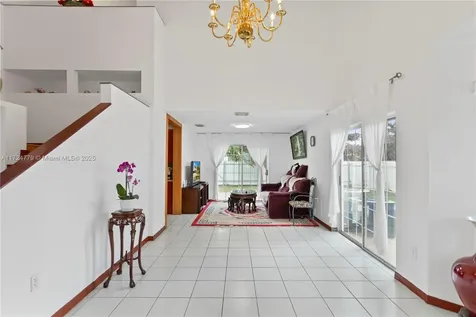 6761 SW 105th Place Miami FL 33173