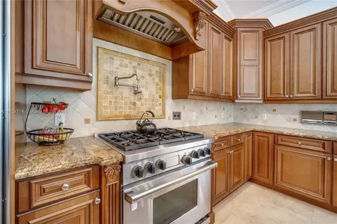 7021 NW 66th Street Parkland FL 33067