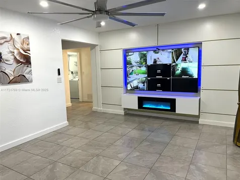 1600 N 56th Avenue Hollywood FL 33021