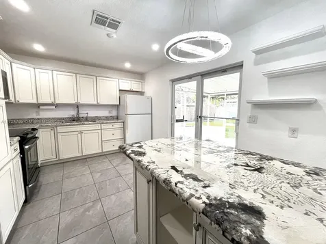 1600 N 56th Avenue Hollywood FL 33021