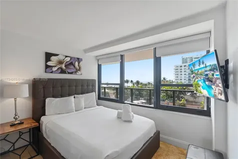 5225 Collins Avenue Miami Beach FL 33140