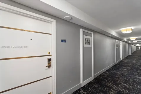 5225 Collins Avenue Miami Beach FL 33140