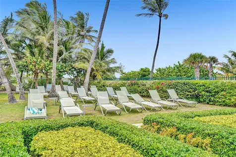 5225 Collins Avenue Miami Beach FL 33140