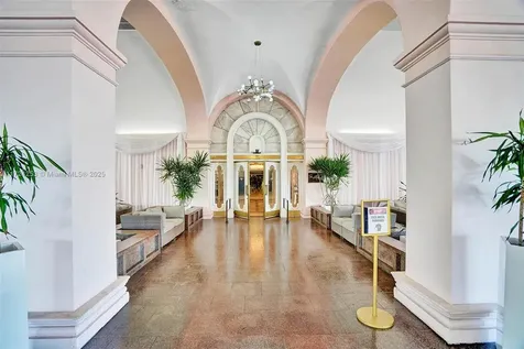 5225 Collins Avenue Miami Beach FL 33140