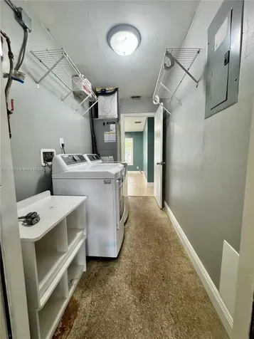 2410 N 59th Terrace Hollywood FL 33021