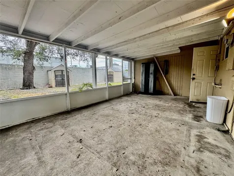 2410 N 59th Terrace Hollywood FL 33021