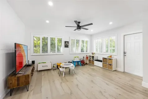 510 Vittorio Avenue Coral Gables FL 33146
