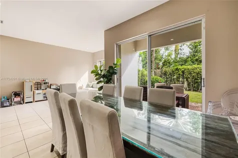 1394 W Harbor View Hollywood FL 33019