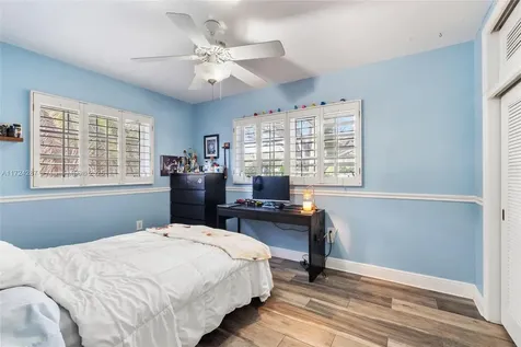 15401 SW 83rd Avenue Palmetto Bay FL 33157