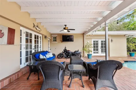 15401 SW 83rd Avenue Palmetto Bay FL 33157