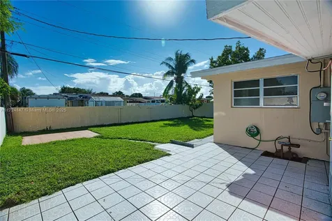 2607 Island Drive Miramar FL 33023