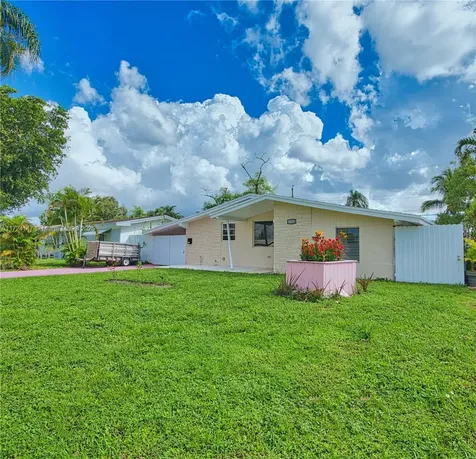 2607 Island Drive Miramar FL 33023