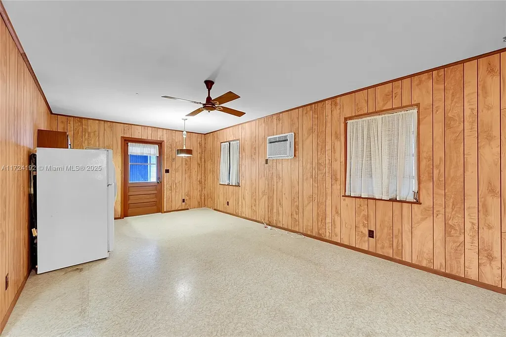 1480 SW 28th Terrace Fort Lauderdale FL 33312