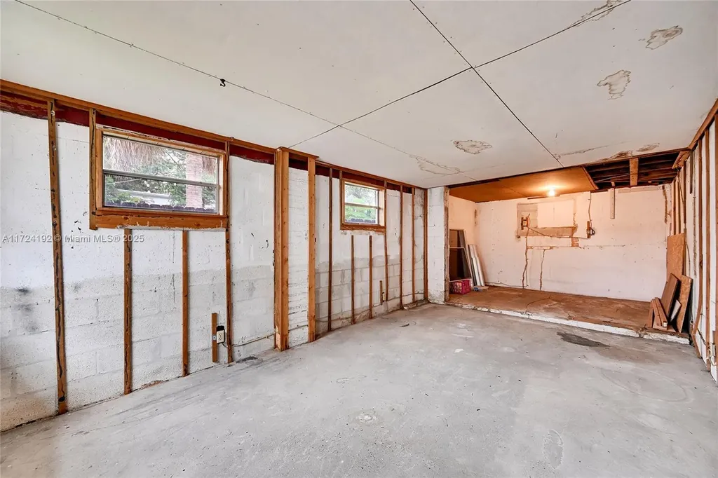 1480 SW 28th Terrace Fort Lauderdale FL 33312