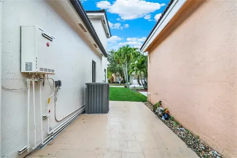 4305 SW 153rd Terrace Miramar FL 33027