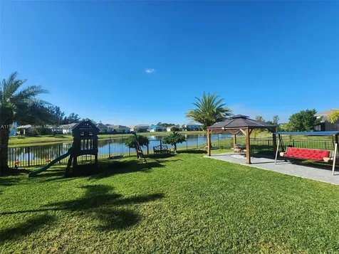 16141 Melogold Drive Loxahatchee FL 33470