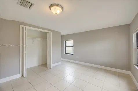 1643 NW 14th Court Fort Lauderdale FL 33311