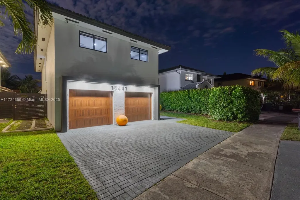 16441 SW 141st Avenue Miami FL 33177
