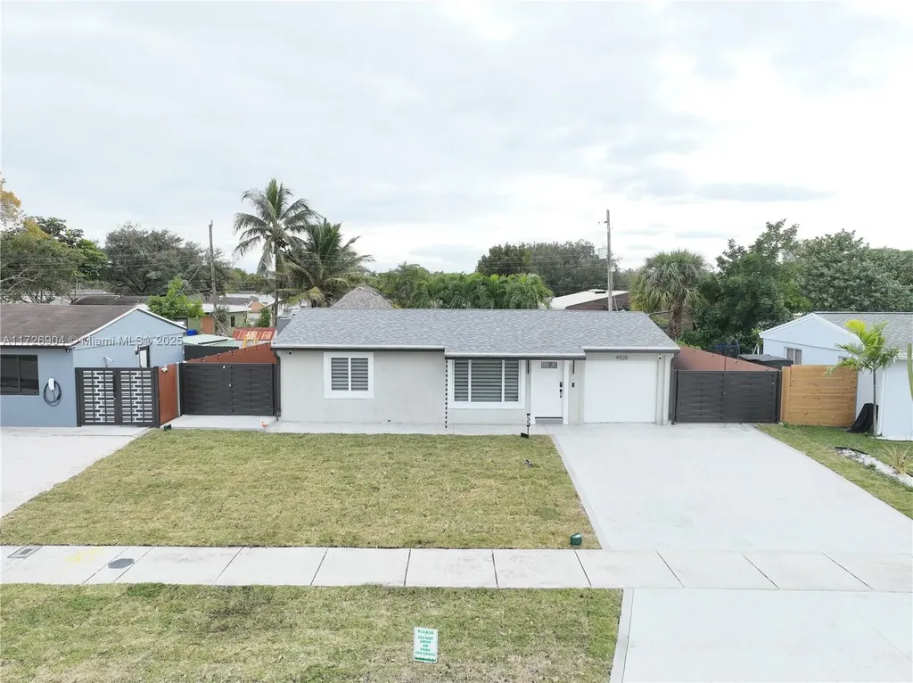 4928 SW 19th Street Fort Lauderdale FL 33317
