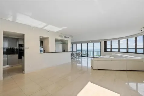 10175 Collins Avenue Bal Harbour FL 33154